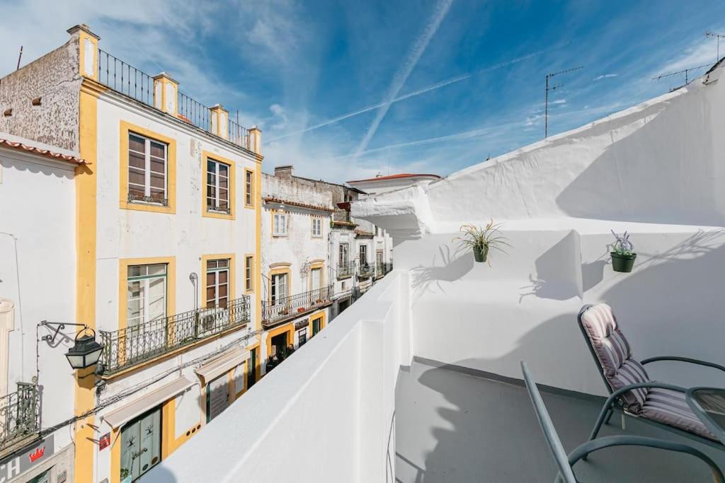 Home Near Evora'S Main Square With Private Terrace ภายนอก รูปภาพ